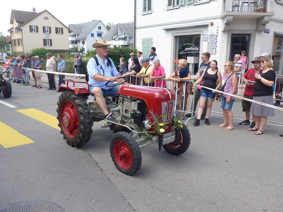 (206'720) - Grunder - ZH 32'410 U - am 23. Juni 2019 am Jodlerfest-Umzug in Winterthur