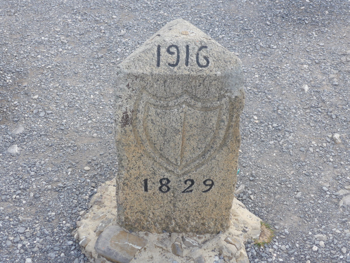 (209'144) - Grenzstein Luzerner-Seite am 31. August 2019 auf dem Brienzer Rothorn