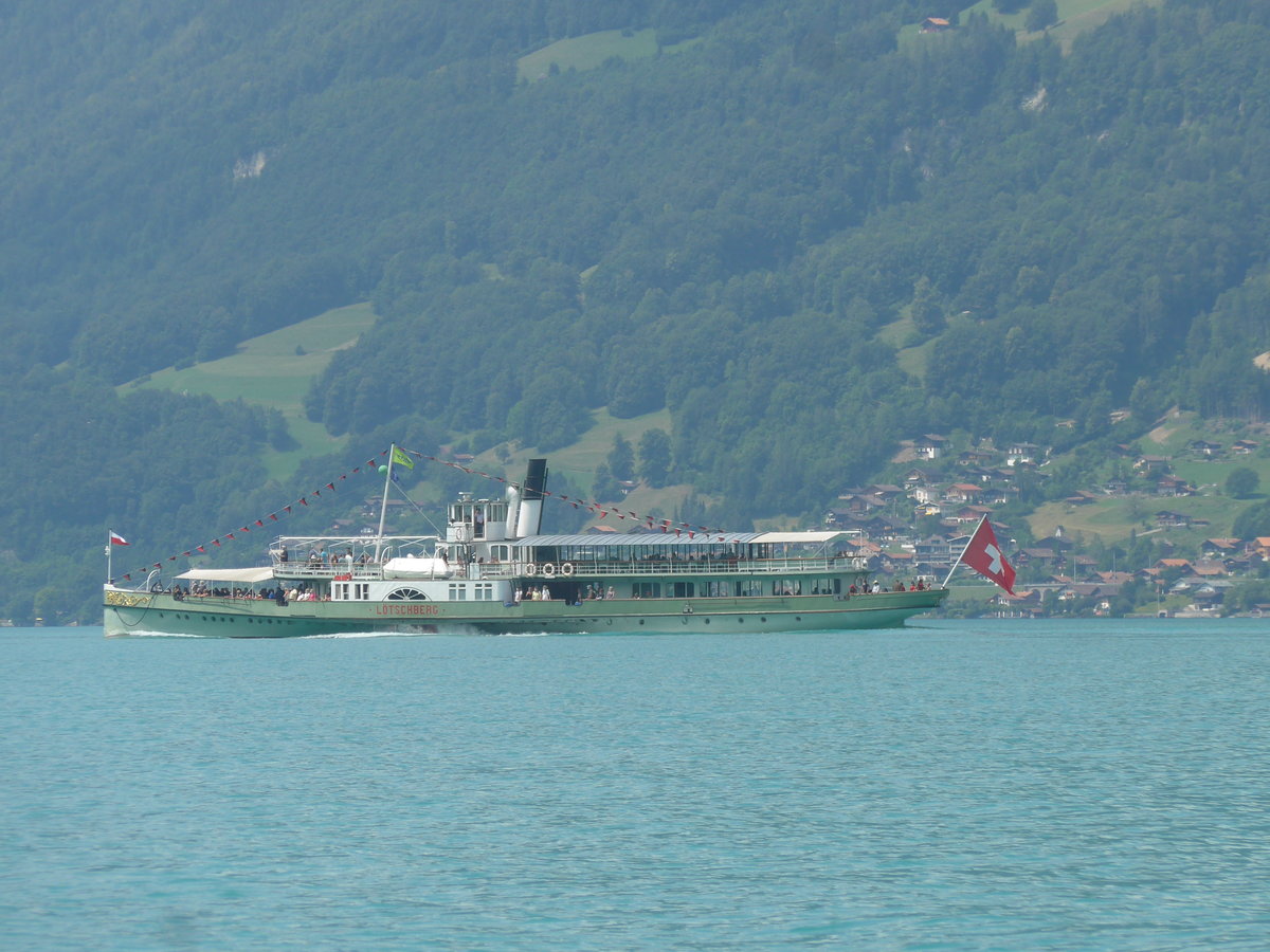 (219'271) - Dampfschiff Ltschberg am 1. August 2020 bei Iseltwald