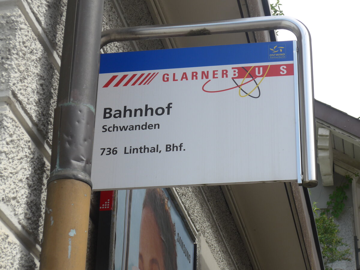 (226'420) - GlarnerBus-Haltestelle - Schwanden, Bahnhof - am 12. Juli 2021