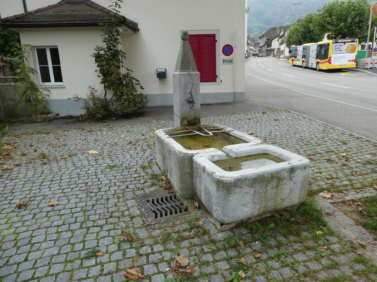 (228'975) - Brunnen am 12. Oktober 2021 in Waldenburg