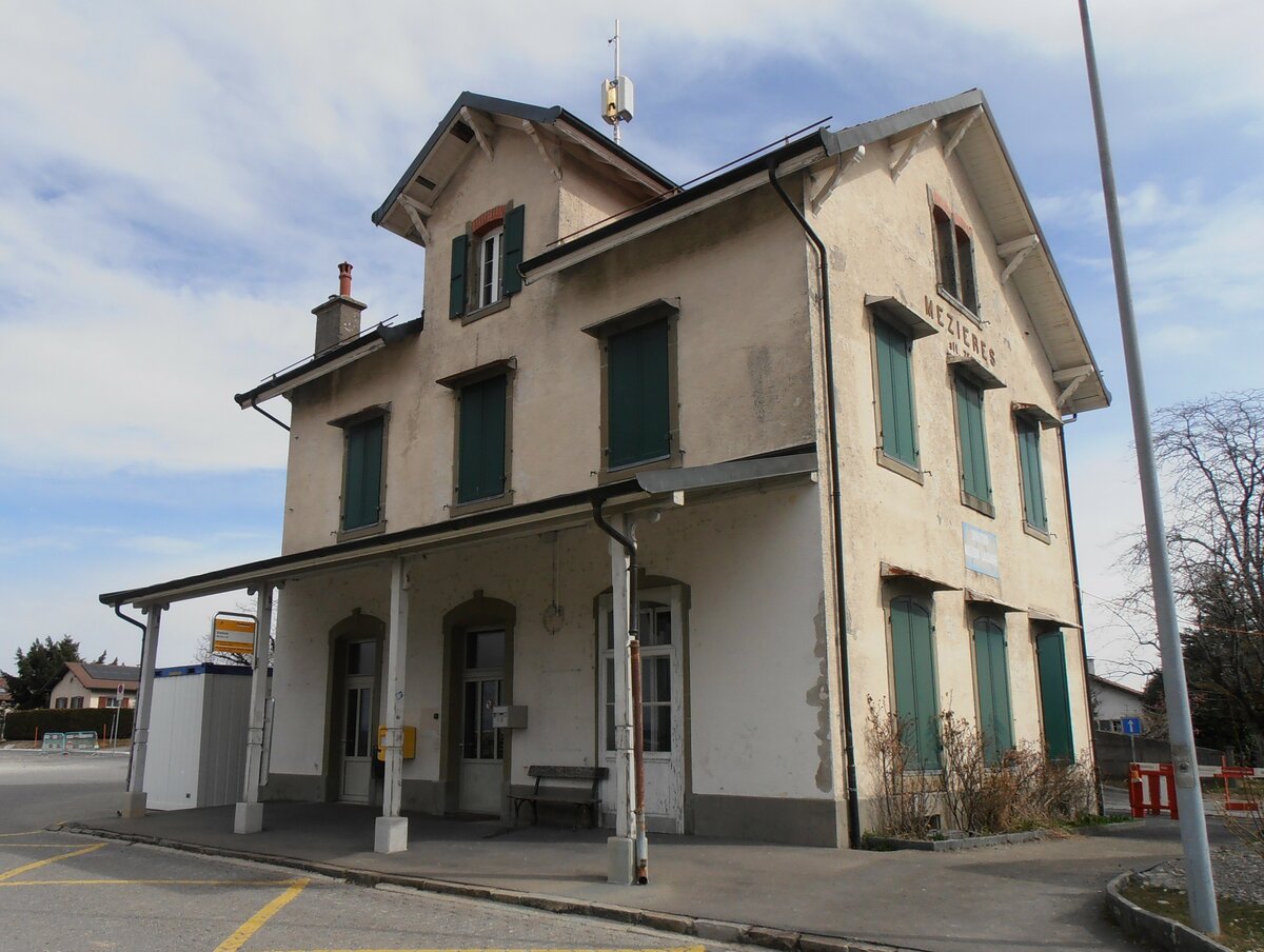 (233'918) - Der Bahnhof Mzires am 13. Mrz 2022