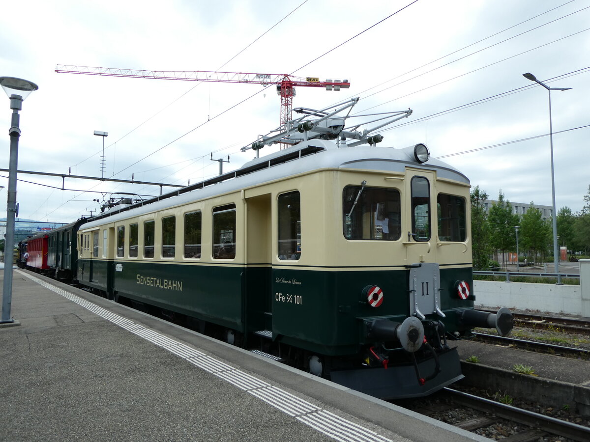 (236'090) - STB-Triebwagen - Nr. 101 - am 21. Mai 2022 im Bahnhof Arbon