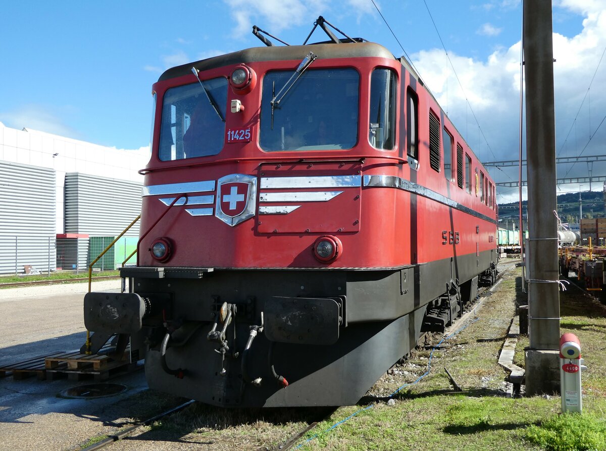 (240'542) - SBB-Lokomotive - Nr. 11'425 - am 2. Oktober 2022 in Yverdon, Dpt