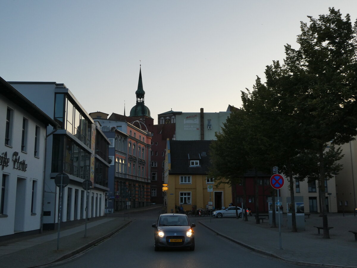 (254'706) - Abendstimmung am 2. September 2023 in Stralsund