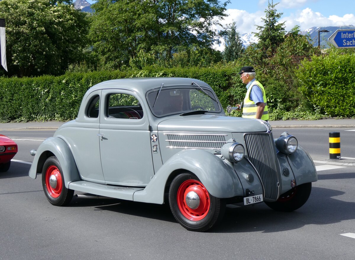 (262'558) - Ford - BL 7866 - Ford am 18. Mai 2024 in Sarnen, OiO