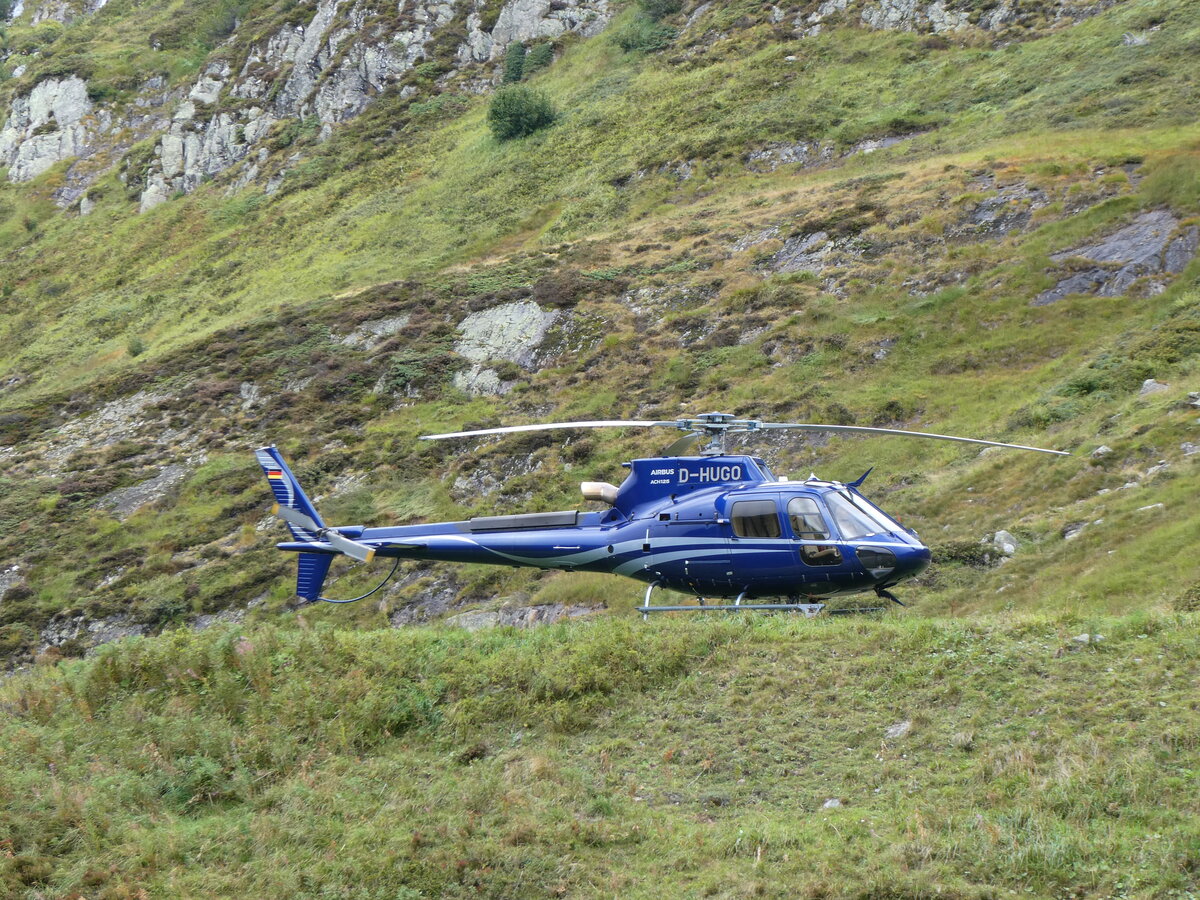 (266'909) - Helikopter - D-HUGO - am 10. September 2024 in Steingletscher