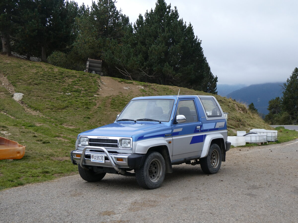 (267'234) - Daihatsu - A9638 - am 18. September 2024 auf dem Coll de la Botella