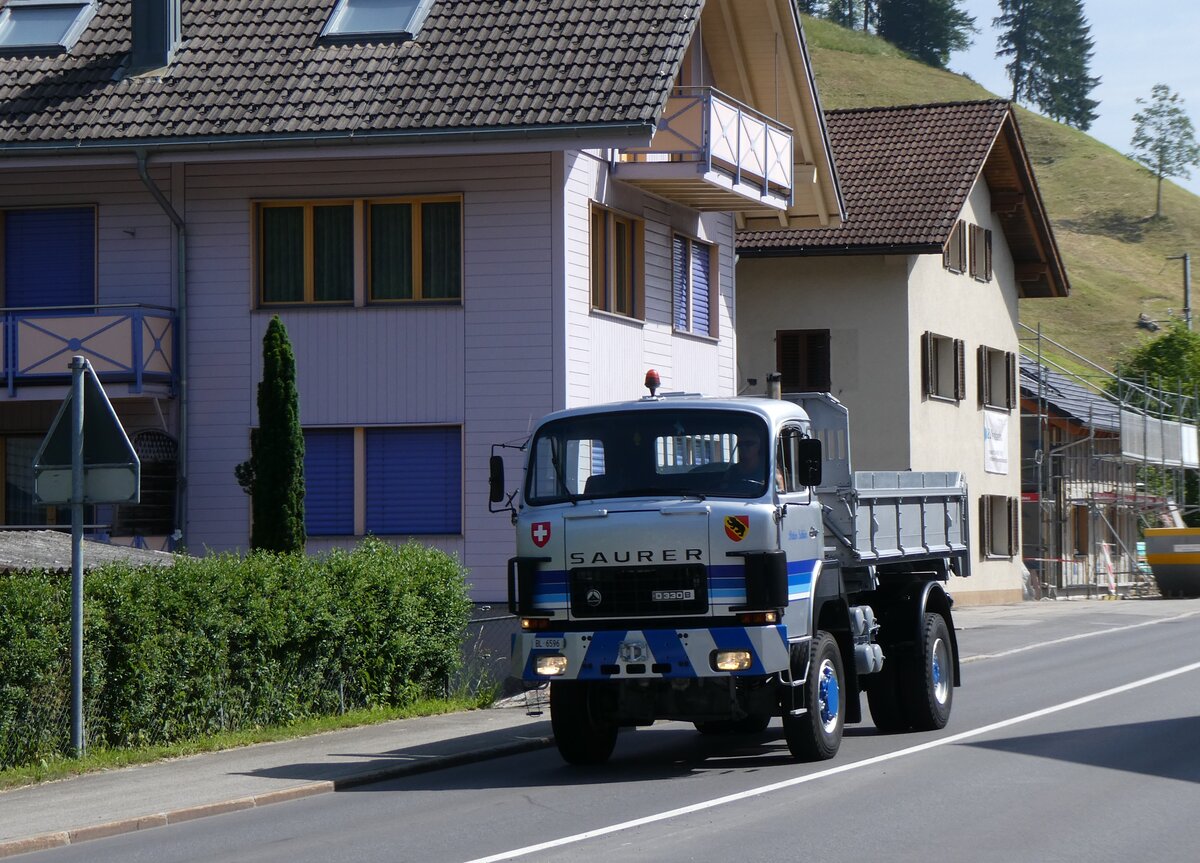 (276'570) - Schr - BL 6596 - Saurer am 13. Juni 2025 in Wiggen