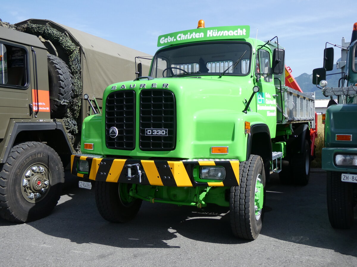 (276'655) - Christen, Kssnacht - SZ 90'408 U - Saurer am 14. Juni 2025 in Aigle, Kolly SA