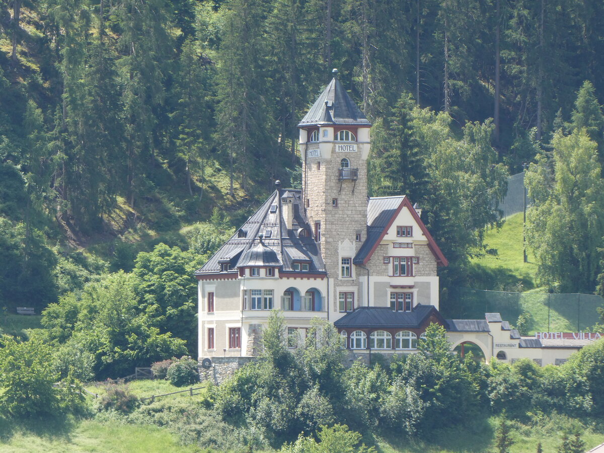 (276'901) - Villa Engiadina am 18. Juni 2025 in Vulpera