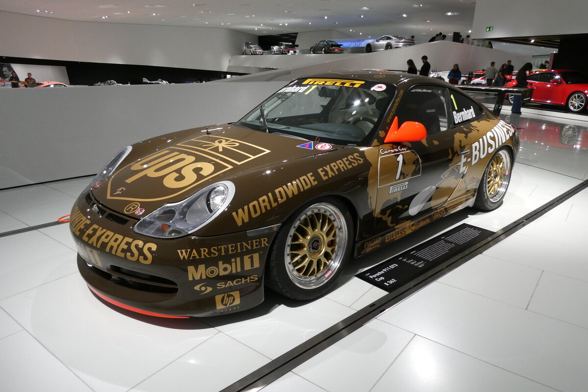 (283'054) - Porsche am 11. Dezember 2025 in Zuffenhausen, Porsche Museum