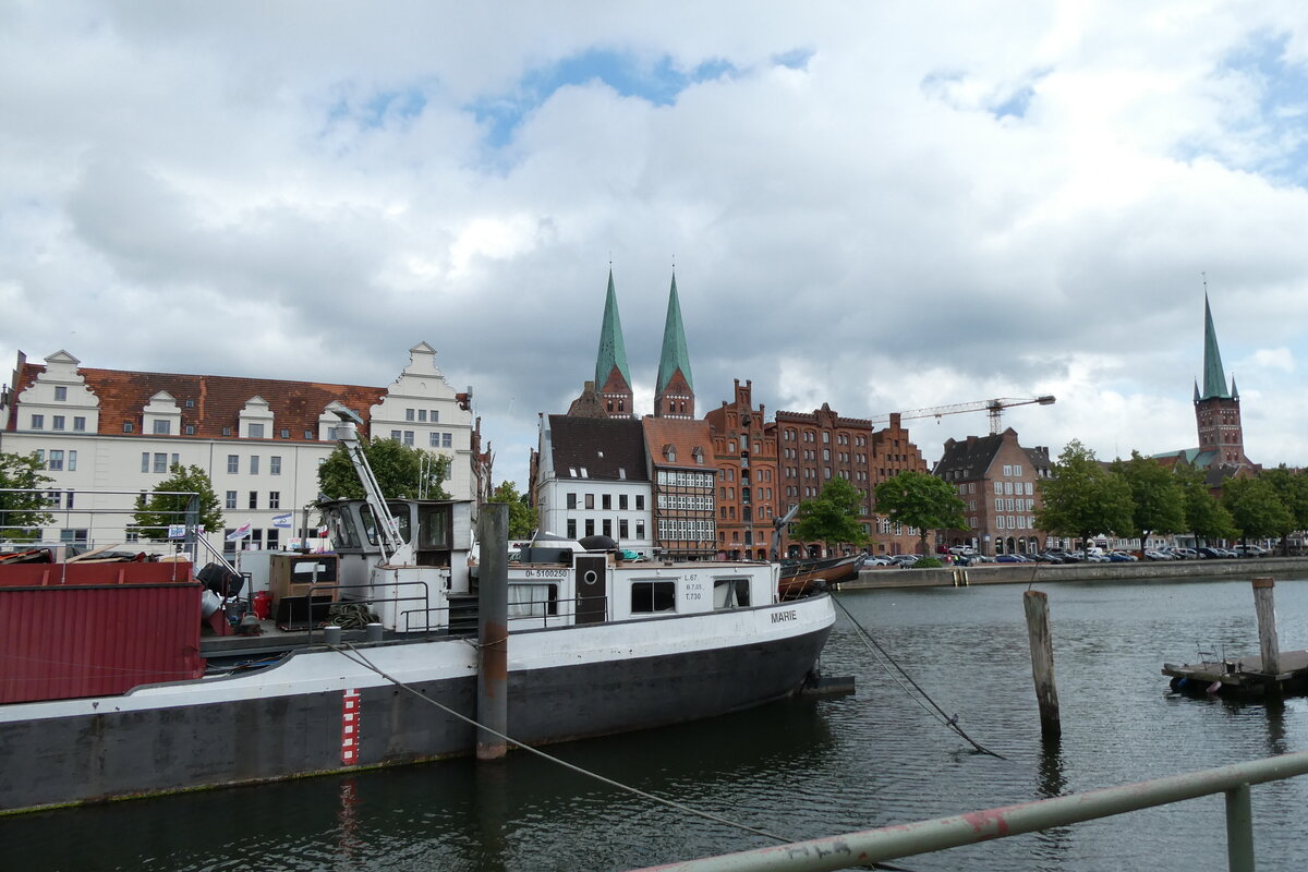 (287'656) - Hansestadt L�beck an der Trave am 7. Juni 2026 mit Theaterschiff Marie