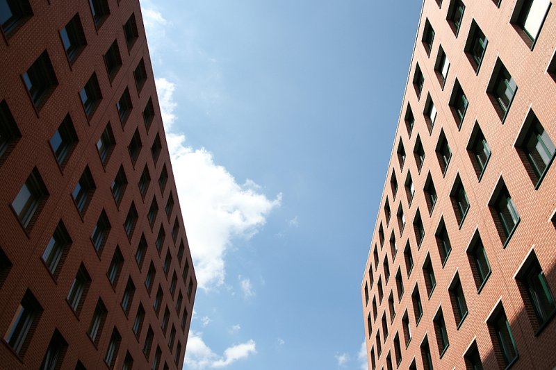 Berlin Postdamer Platz (Park Kolonnaden): Neubebauung mit Wohnh�usern und B�ros, Architekt G.Grassi.  