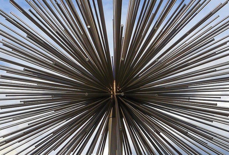 Brunnen in Ivano-Frankivsk (Stanislau). Diese Art von Brunnen findet man glaube ich fast in ganz Osteuropa.