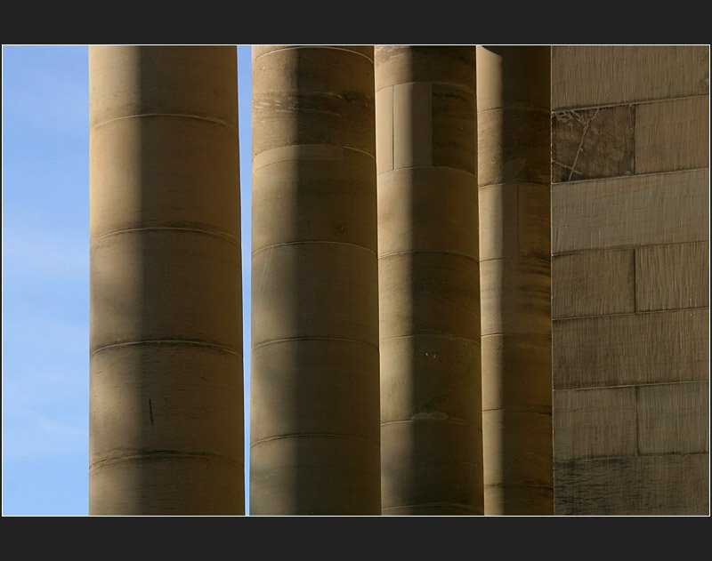 Die S�ulen der Grabkapelle auf dem W�rttemberg. (Matthias)