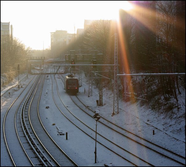 Einsame Lok im Morgenlicht. Berlin Prenzlauer Berg. 
