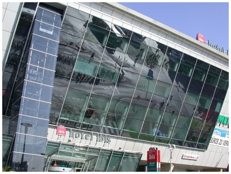 Hotel Ibis am Grazer Hauptbahnhof. (05/2008)