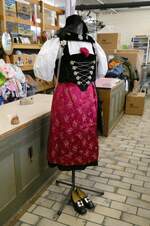 (243'103) - Berner Sonntagstracht am 25. November 2022 im BrockiShop Thun