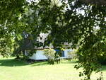 hauser/826347/254639---fischerhuette-hexenhaus-von-1755 (254'639) - Fischerhtte 'Hexenhaus' von 1755 am 2. September 2023 in Vitte (ltestes Haus auf der Insel Hiddensee)