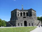 (275'425) - Burgruine Lwenburg auf der Wilhelmshhe am 11. Mai 2025 in Bad Wilhelmshhe