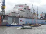 (204'742) - 830. Hafengeburtstag mit Schiffsparade am 10. Mai 2019 auf der Elbe in Hamburg