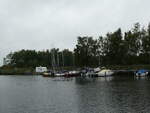 (254'413) - Boote auf der Ryck im Hafen am 31. August 2023 bei Greifswald