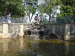 (182'983) - Delphin-Brunnen am 8.