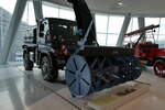 (283'007) - Unimog Schneeschleuder am 11.