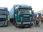 Scania/566874/181452---wijsen---85-bdb-9-- (181'452) - Wijsen - 85-BDB-9 - Scania am 24. Juni 2017 in Interlaken, Flugplatz