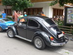 VW-Kafer/520242/173527---vw-kaefer---fr-111183 (173'527) - VW-Kfer - FR 111'183 - am 31. Juli 2016 in Adelboden, Dorfstrasse