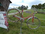 (228'680) - Altes Fahrrad auf Scheidegger-Ranch am 3.