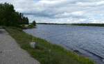 (288'034) - Der Fluss Kitinen am 11.