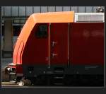 Hier hat mich die Licht- und Schattenverteilung auf der Lok faziniert (nicht die Lok selber), dieser hellrot leuchtende Winkel.