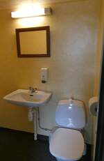 (288'361) - . . . entpuppte sich als das Badezimmer - - -