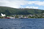 (288'431) - Eismeerkathedrale und Schiffe im Hafen am 14. Juni 2026 in Troms�
