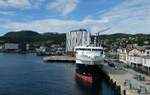 (288'524) - Schiff im Hafen von Harstad am 15.