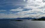 (288'558) - Impressionen von den Lofoten am 15. Juni 2026