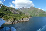 (288'594) - Impressionen von den Lofoten am 15. Juni 2026 mit Teil der MS Nordnorge