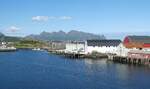 (288'615) - Im Hafen von Svolvaer am 15. Juni 2026