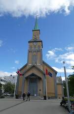 (288'423) - H�lzerne Kathedrale am 14.
