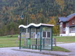 (176'104) - Bus-Haltestelle am 20. Oktober 2016 in Pertisau, Karlwirt