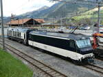 (234'849) - MOB-Lokomotive - Nr. 8004 - am 26. April 2022 im Bahnhof Zweisimmen