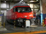 Elektrische Lokomotiven/789717/240527---sbb-lokomotive-am-2-oktober (240'527) - SBB-Lokomotive am 2. Oktober 2022 in Yverdon, Dpt