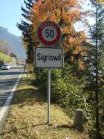 Ortstafeln/284107/136684---ortsbeginn-von-sigriswil- (136'684) - Ortsbeginn von Sigriswil + Hchstgeschwindigkeit am 31. Oktober 2011
