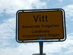 (254'566) - Ortstafel von Vitt am 1. September 2023