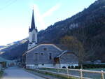 (269'202) - Haus und Kirchturm am 16.