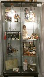 (241'556) - Puppen am 18. Oktober 2022 in Spiez, Spielzeugmuseum
