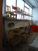 (132'474) - Stuhlabteilung im BrockiShop am 1.