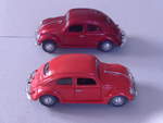Thun/710260/219664---zwei-vw-kfer-am-15 (219'664) - Zwei VW-Kfer am 15. August 2020 in Thun (Modelle)